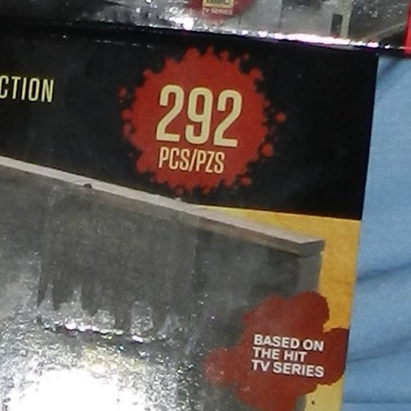 The Walking Dead Governor's Room light playset & 2 mini-Blind packs AMC📦🏃🚚 - Picture 7 of 16